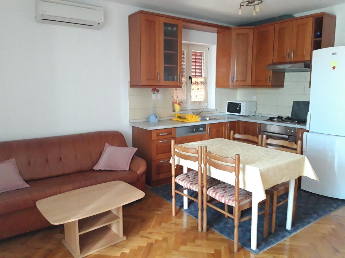 Apartments Ivana Diklo Zadar Exterior photo